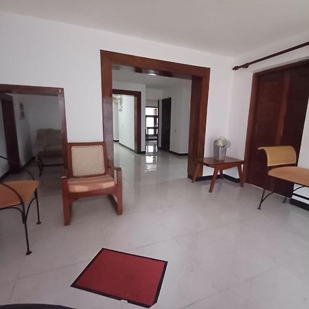 Dehiwala-Mount Lavinia Villa Chenu מראה חיצוני תמונה